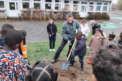 1_25112025-IMG_20251125_094356